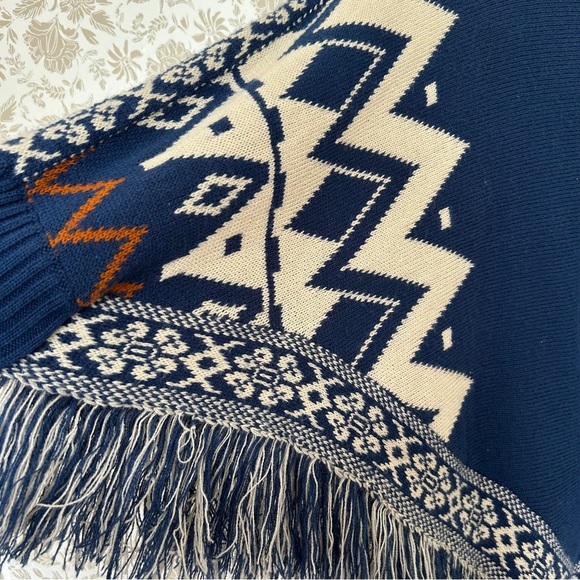 Fantastic Fawn Navy Fringe Poncho Sweater Aztec Knit Size S - Picture 3 of 7